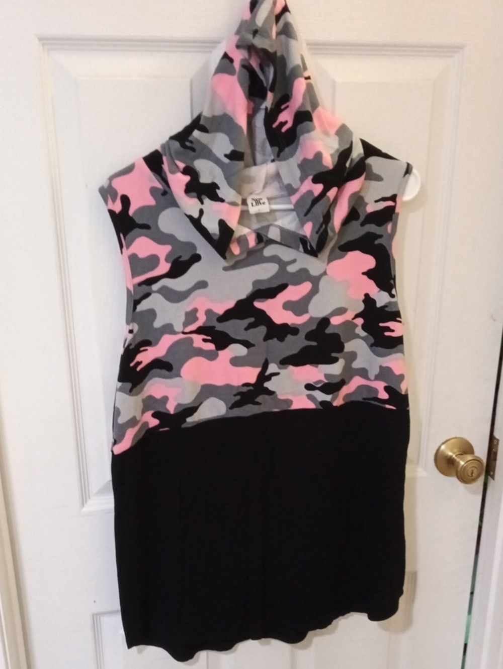 Sew In Love Pink Gray Black Camo Sleeveless Hoodie Tank